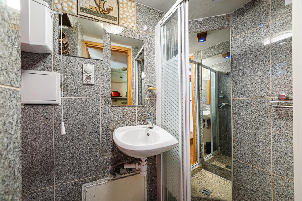 Gul Baba Saray Apartments Budapest Eksteriør billede