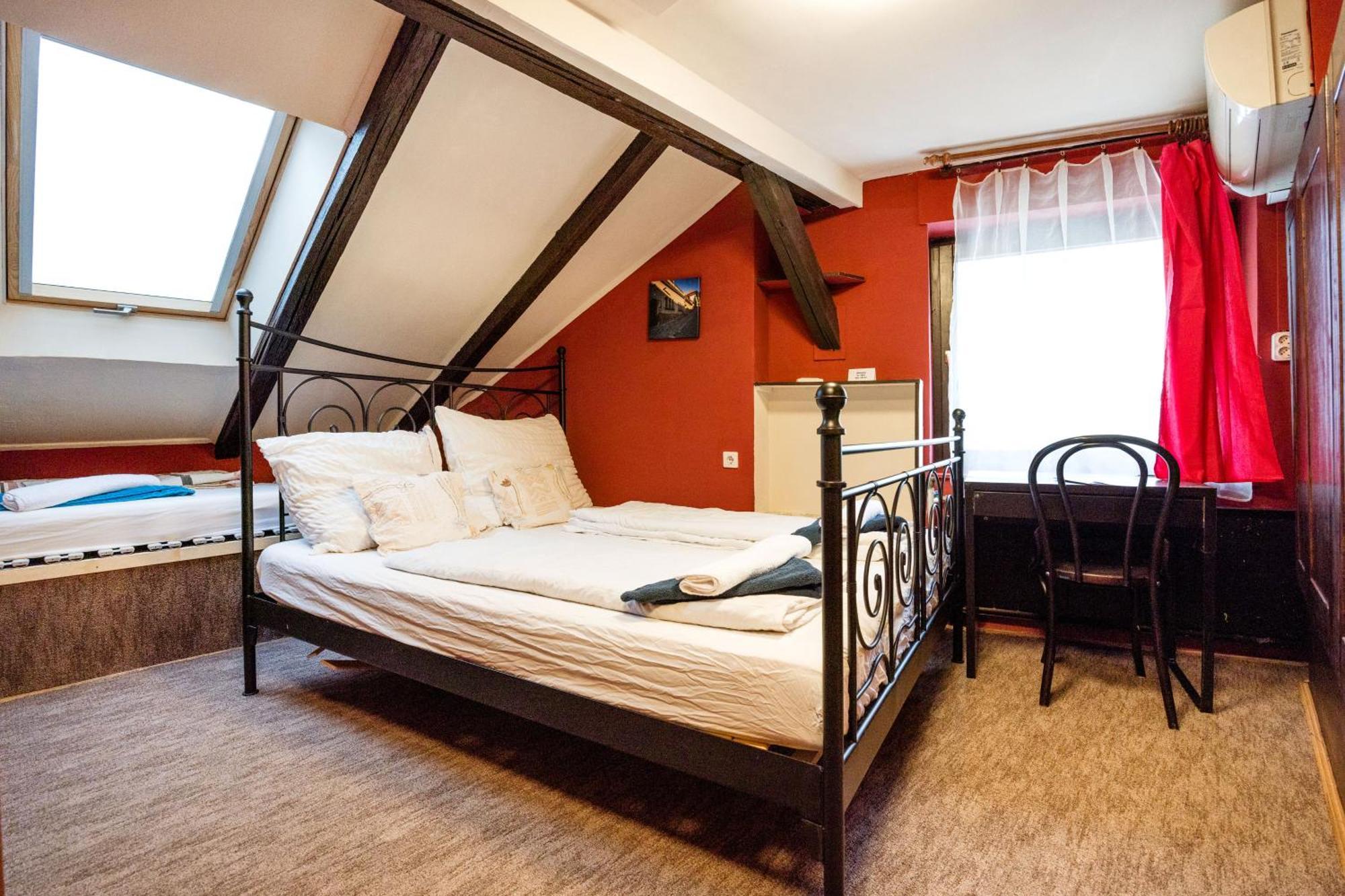 Gul Baba Saray Apartments Budapest Eksteriør billede