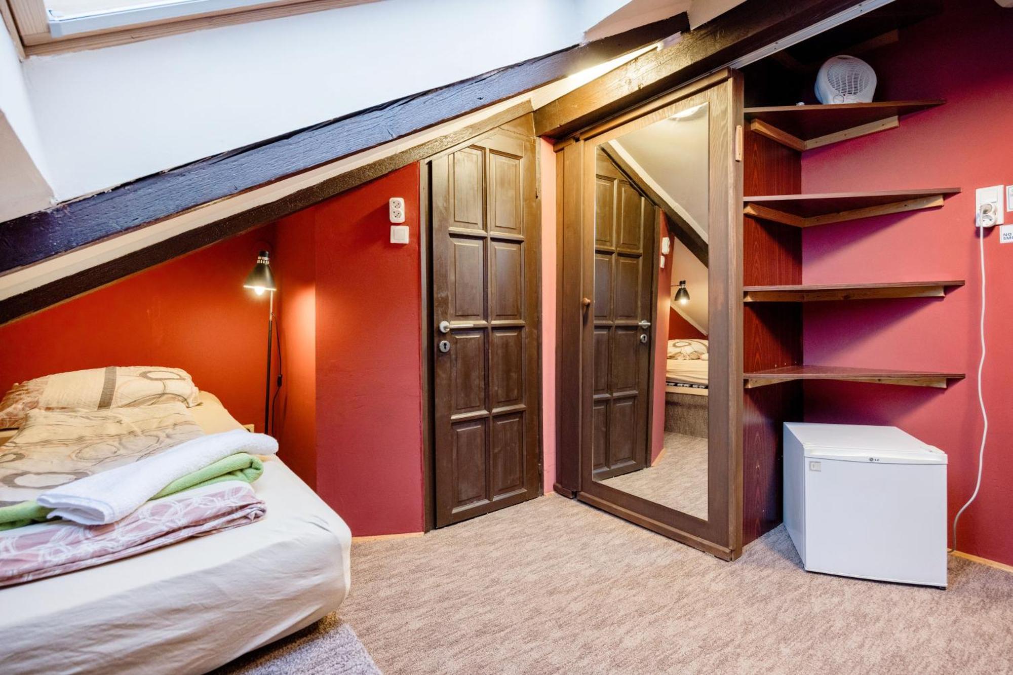 Gul Baba Saray Apartments Budapest Eksteriør billede