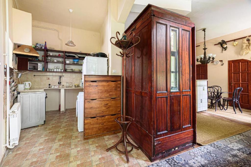 Gul Baba Saray Apartments Budapest Eksteriør billede